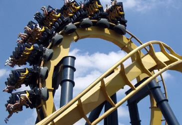 RollerCoaster,AmusementParkRide