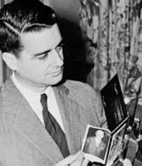 Edwin H. Land 