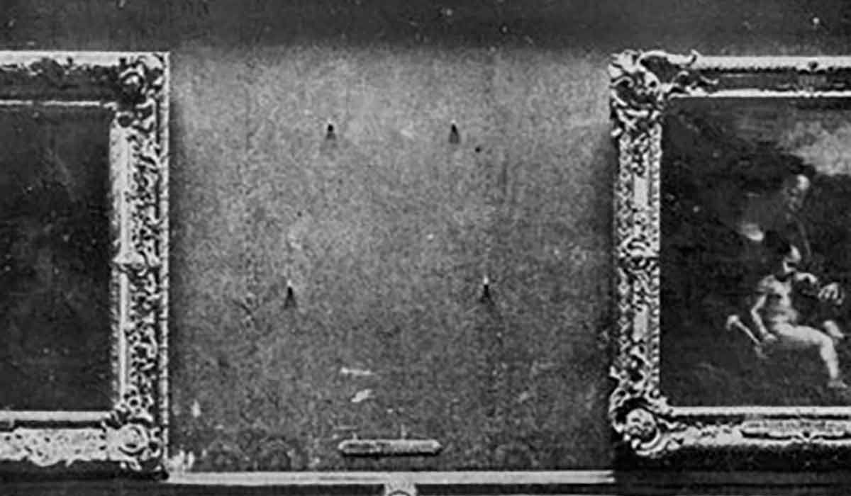 The Mona Lisa was stolen from the Louvre museum in France by an Italian waiter, Vicenzo Perruggia.
